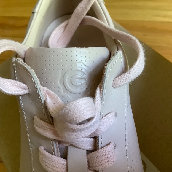 GREATS The Royale Perforated Leather Sneaker Blush SZ 9.5 - Picture 12 of 16